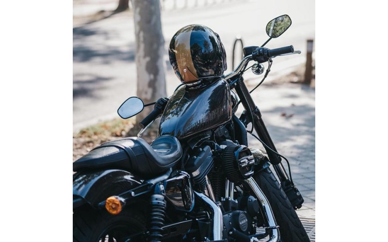 Quelle est la durée de vie d'un casque moto ? Quand changer de casque ?