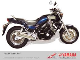 Yamaha FZX750
