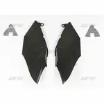 Plaques latérales UFO noir Honda CRF250R/450R/RX