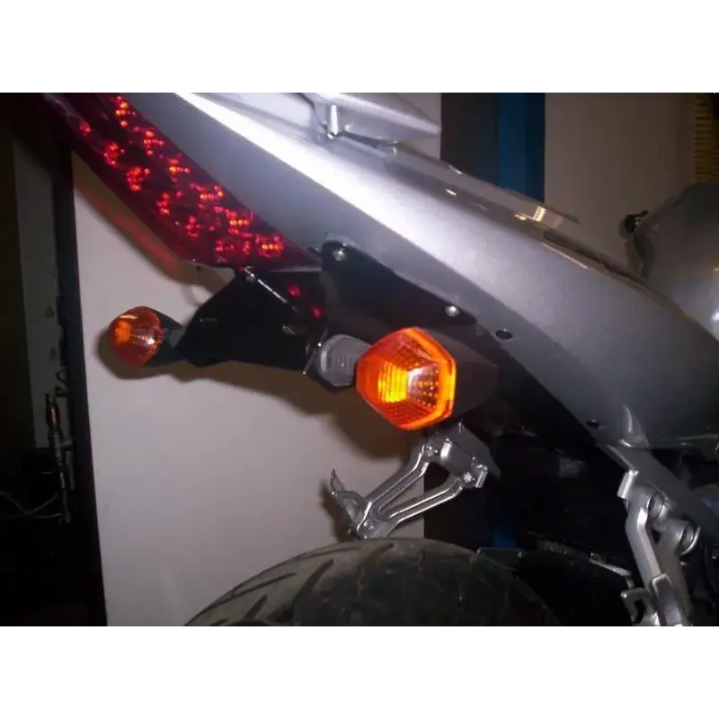 Support de plaque R&G Racing pour SV650 '03-06, SV1000 '03-08