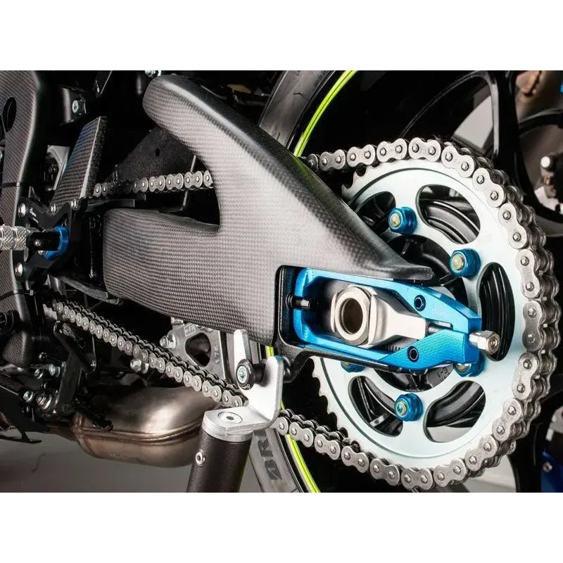 Carter de bras oscillant LIGHTECH carbone brillant Suzuki GSX-R1000