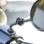 Pack complet SP-CONNECT Moto Bundle fixé sur rétroviseur iPhone 8+/7+/6S+/6+