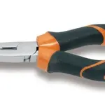 Pince à becs coudés plats longs striés BETA taille 200 branches gainées confort bi-matières