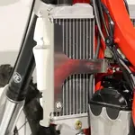 Protection de radiateur AXP alu rouge Beta RR