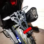 Support de plaque V PARTS noir Yamaha T-Max 560