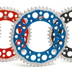 Couronne RENTHAL Twinring® 50 dents Ultra-light anti-boue anodisé dur pas 520 type 1540 rouge