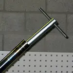 Clé en T de blocage KYB R6 2004