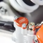 Couvercle de maitre-cylindre arrière SCAR orange KTM