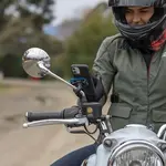 Support de smartphone QUAD LOCK fixation rétroviseur